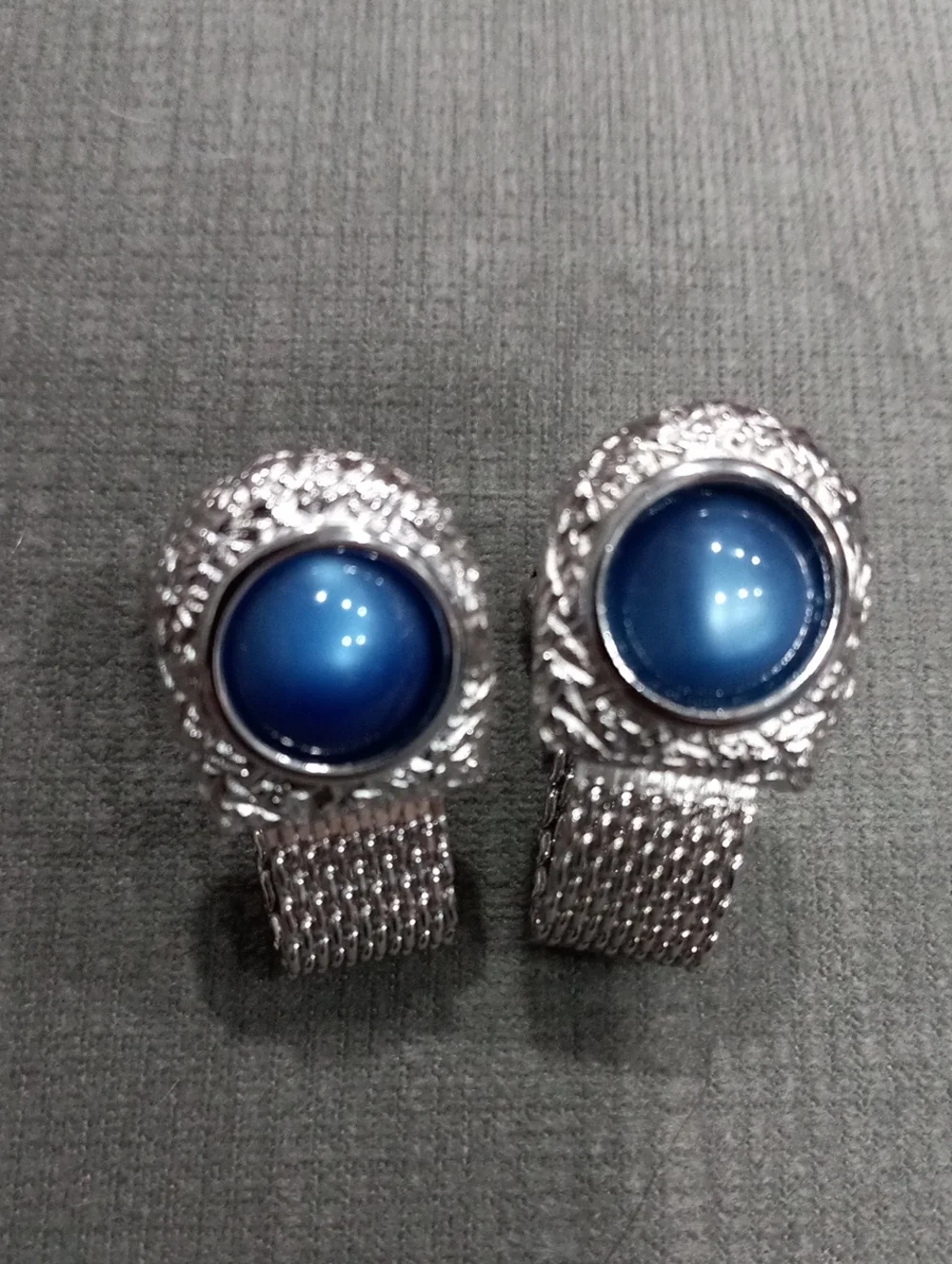 Silver Men’s Textured Clip-On Cufflinks - Silver